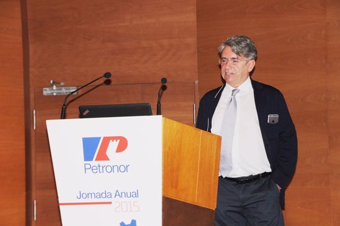 Petronor ratifica como presidente a Emiliano López Atxurra