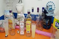 La Policía Local de Málaga sorprende a un niño de ocho años fumando en cachimba en un establecimiento