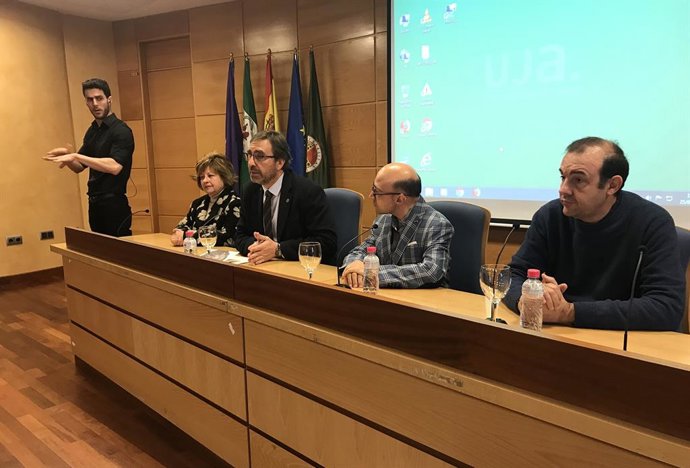 Jaén.- El actor Jesús Vidal acude a la receta de "tesón, esfuerzo y talento" para hacer realidad "todos los sueños"