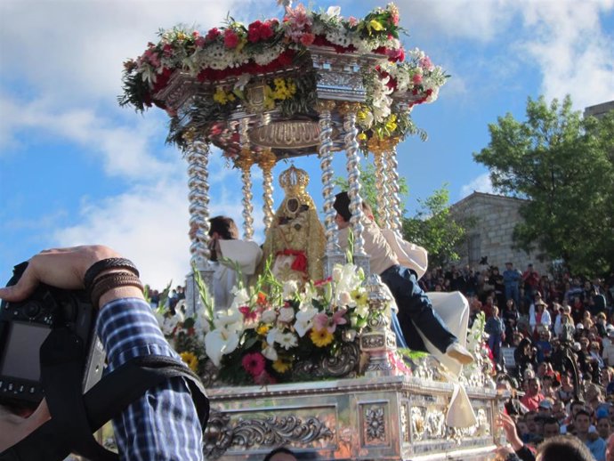 Procesión de la Virgen de la Cabeza de 2014, en Andújar (Jaén)
