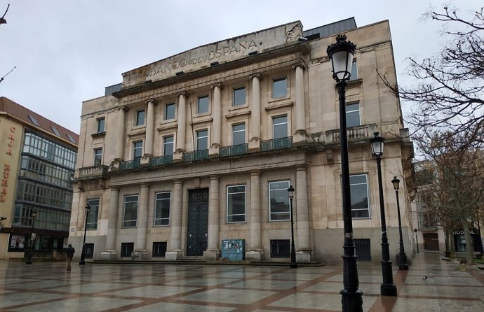 La plataforma 'Soria ¡YA!' se suma a la petición de crear un museo paleontológico en el antiguo Banco de España