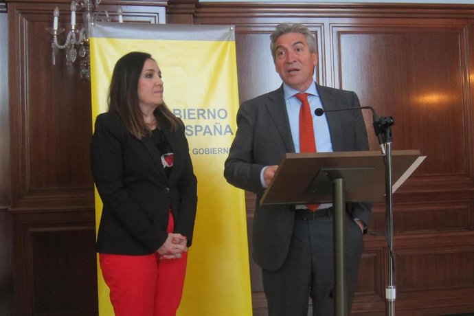 Jaén.-Lucrecio Fernández asegura que el ministro de Agricultura "está trabajando" ante la crisis de precios en el aceite