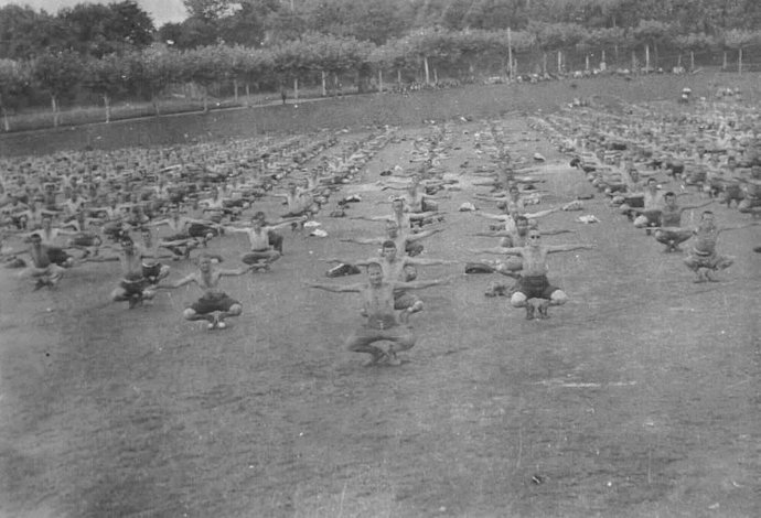 Cultura.- Un libro "desafía al olvido" documentando 300 campos de concentración franquistas, 41 en la Comunitat