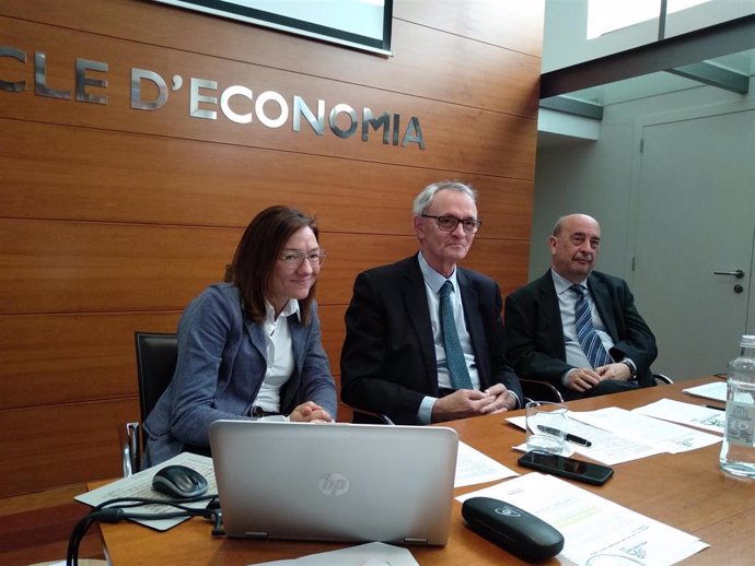 El Círculo de Economía aboga por dar más autonomía a centros educativos para la innovación