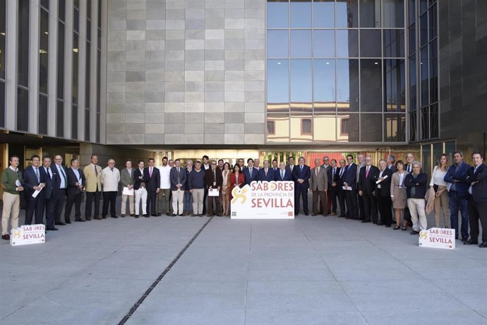Sevilla.- El tejido asociativo y empresarial aúna sinergias con Diputación para promocionar 'Sabores de la provincia'