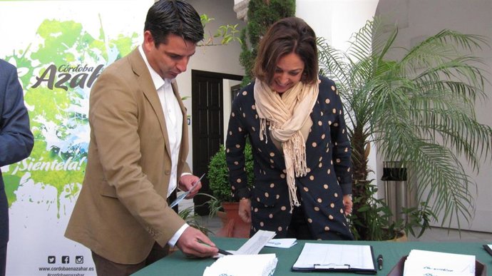 Córdoba.- La alcaldesa dice que "no hay división" con IU por la suspensión de licencias a pisos turísticos