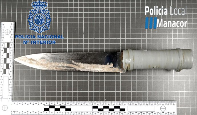 Successos.- Detingut un home per agredir la seva parella i amenaar el fill d'aquesta amb un ganivet a Manacor