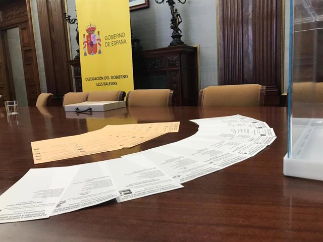 28A.- Los Candidatos Pasan La Jornada De Reflexión Descansando Y Con La Familia