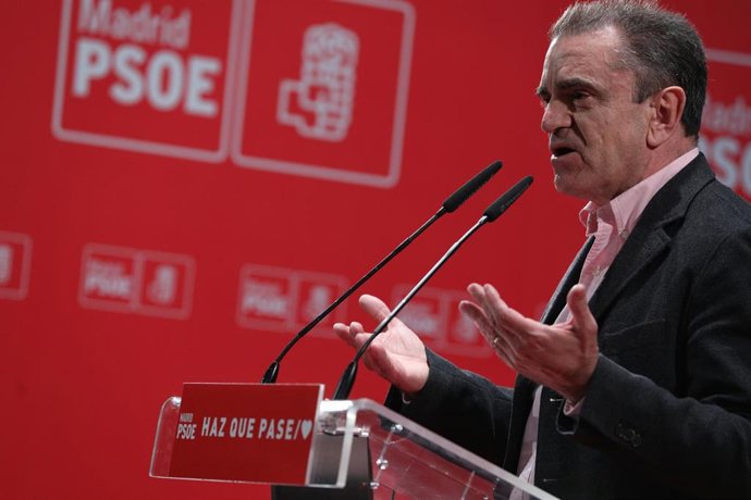 Carmen Calvo, Cristina Narbona, y los candidatos socialistas en Madrid, participan en el acto de arranque de la campaña