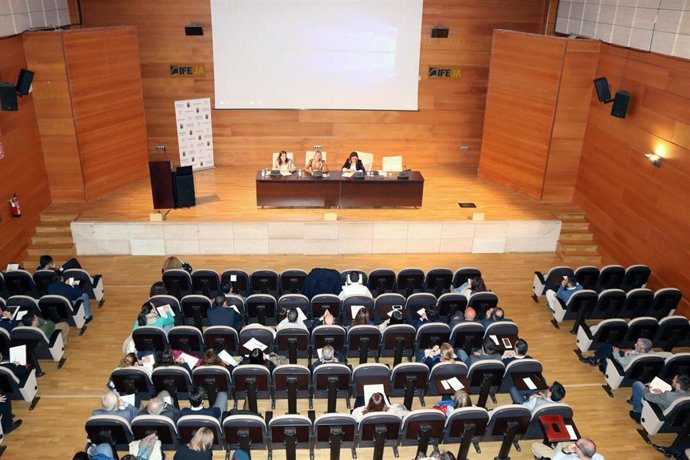 Jaén.- Más de 130 abogados jiennenses se forman sobre las condiciones generales de contratación