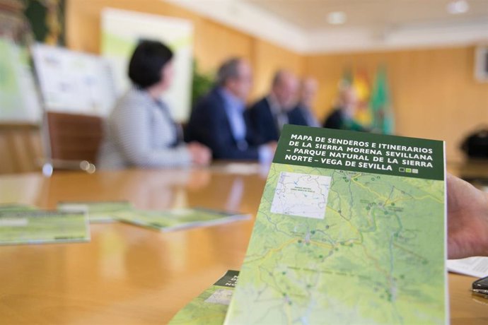 Sevilla.- La Diputación edita un nuevo mapa de senderos en la sierra noroccidental sevillana-Corredor de la Plata