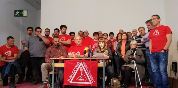 Cargos electos de Navarra y Euskadi piden la "retirada inmediata" del proyecto de línea de alta tensión Itsaso-Castejón