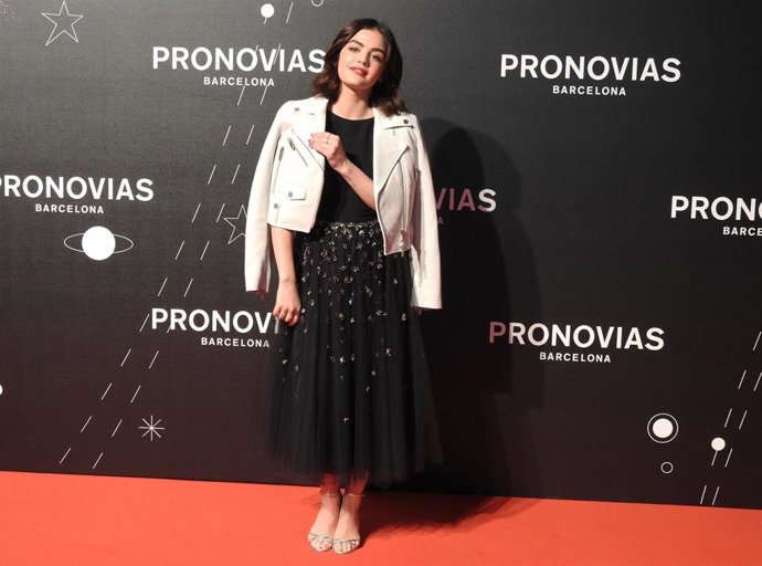 Lucy Hale, 'Pretty Little Liars', la más esperada de la Barcelona Bridal Fashion Week