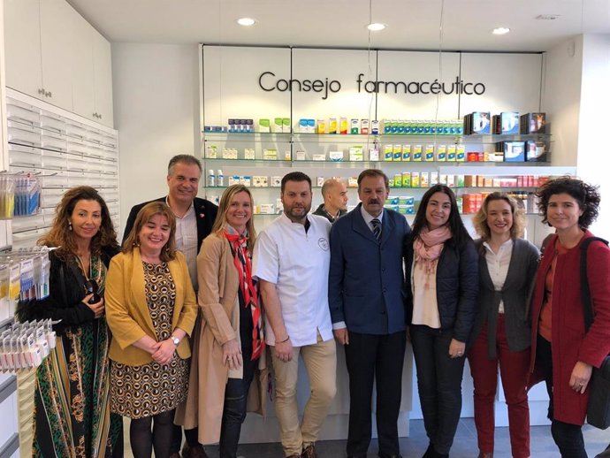 Inauguradas dos nuevas farmacias en Rasines y Astillero