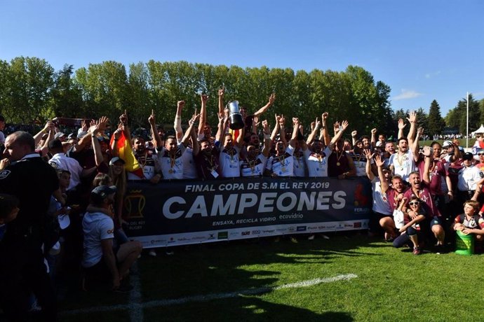 El Sanitas Alcobendas vence 'in extremis' al Bara y conquista su primera Copa del Rey.