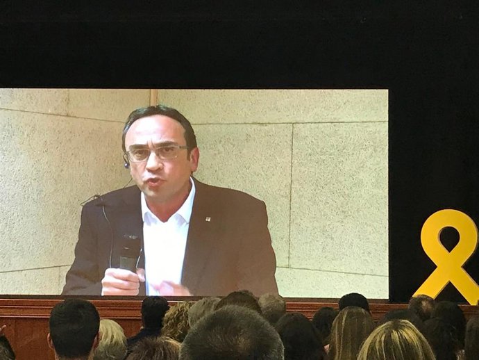 AMP.- 28A.- Rull (JxCat) a Sánchez, Casado y Rivera: "No renunciaremos al 1-O, no pediremos perdón"