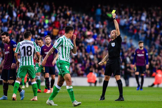 Mateu Lahoz arbitrará el Liverpool-Oporto