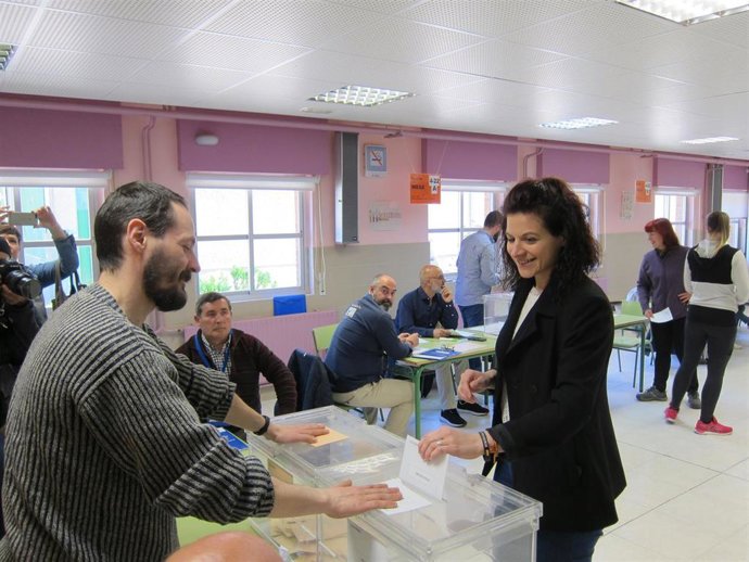 28A.- Silvia Garrido (Vox) Confía En Los Resultados De Esta Noche Para Su Formación Y Anima A Participar "Con Serenidad"