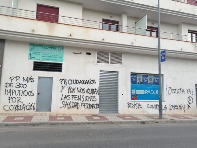 Granada.- El PP de Padul denuncia pintadas "injuriosas" en su sede este domingo
