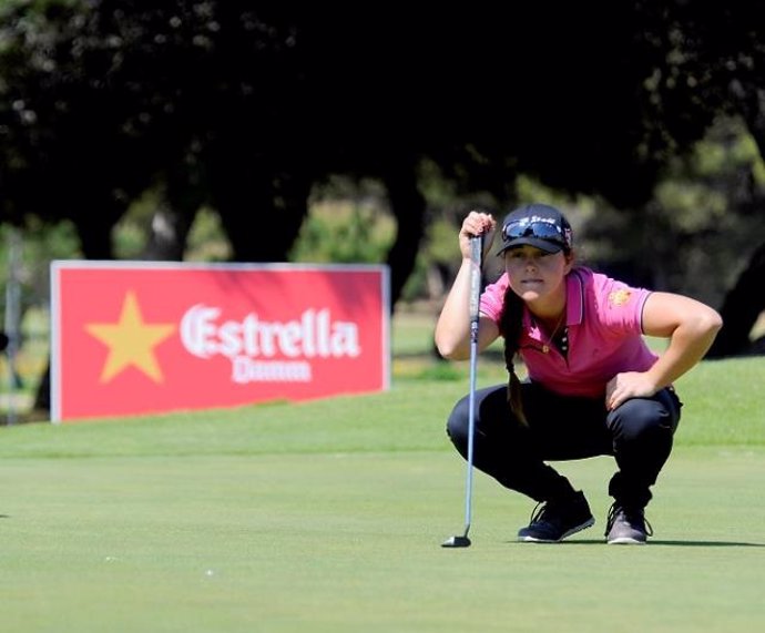 La golfista española Nuria Iturrios