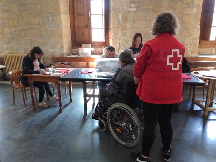 28A.- Un Total De 75 Ciudadanos Han Ejercido Su Derecho Al Voto Gracias Al Servicio De Transporte Adaptado Cruz Roja