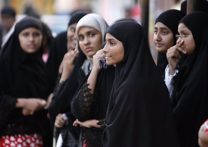 Sri Lanka.- Las autoridades de Sri Lanka prohíben el velo islámico