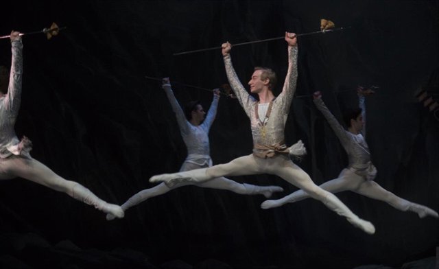 Ensayo general del ballet 'La bayadère', con el Ballet Nacional Checo. En el Teatro de la Maestranza de Sevilla.   