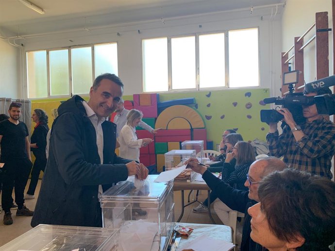 Pons: "Aquest diumenge és un dia transcendental. Els socialistes ho afrontem amb illusió, esperana i guanyes"