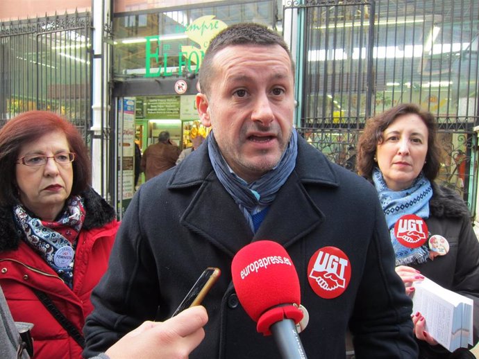 El secretario general de UGT Asturias, Javier Fernández Lanero