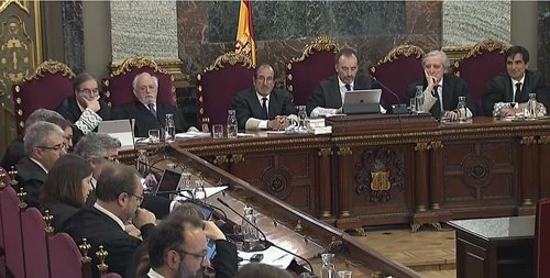 Sànchez se ofreció a acompañar a la secretaria judicial para salir de Economía el 20-S, según una testigo