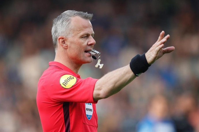 FOOTBALL - EREDIVISIE - DE GRAAFSCHAP V EMMEN