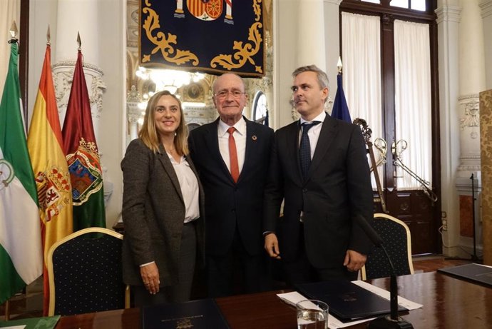 Málaga.- La Junta y el Ayuntamiento firman la resolución del convenio de las tecnocasas después de tres años de espera