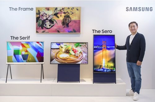 Samsung presentado un televisor vertical enfocado a la generación 'millennial' y uso constante de 'smartphones'