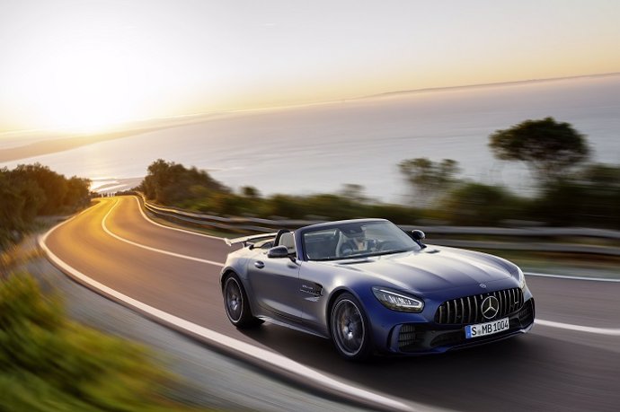 Economía/Motor.- Mercedes-AMG tan solo producirá 750 unidades del nuevo AMG GT R Roadster para todo el mundo