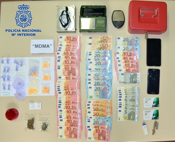 La Policía Nacional Detiene A Dos Jóvenes Un Delito De Tráfico De Droga Y Homici