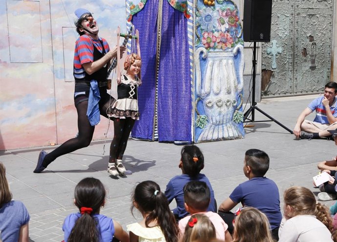 Cultura.- El Teatro La Estrella y El Musical presentan la segunda edición del festival "Titelles al Cabanyal"