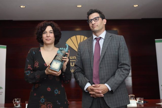 Cádiz.-Unicaja.- Fundación Unicaja entrega el XXXIII Premio Unicaja de Poesía a Olalla Castro y convoca la XXXIV edición