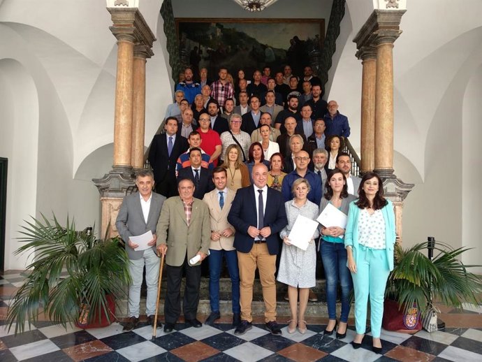 CórdobaÚnica.- La Diputación fomenta el deporte con la firma de 51 convenios y una inversión de 610.000 euros