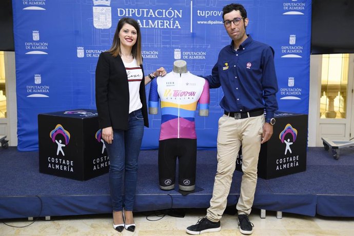 SaboresAlmería.- La 12H Trackman Cycling Andalucía Circuit convierte a Almería en referente internacional del ciclismo