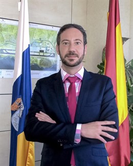 Aena nombra nuevos directores de los aeropuertos de Tenerife Sur, Fuerteventura y El Hierro