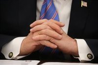 Trump amenaza a Cuba con un "embargo completo" si no pone fin a su injerencia en Venezuela