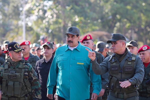 Venezuela.- Familiares de Padrino le animan a dejar de apoyar a Maduro: "Ponte del lado del pueblo"