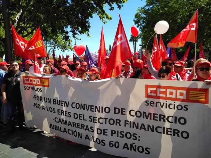 1 De Mayo.- Más De 1.000 Personas Se Concentran En Palma Para Exigir "La Mejora De Las Condiciones Laborales"