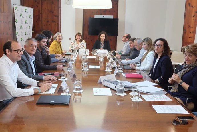La Aetib aprueba la convocatoria de los Premios Turismo de Baleares 2019