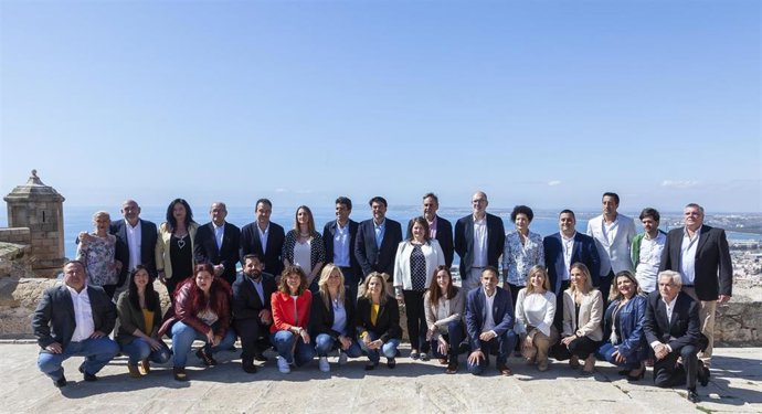 26M.- Alicante.- Luis Barcala (PP) Presenta Una Candidatura "Renovadísima" Para La Ciudad