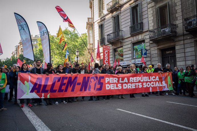 1 De Maig.- Comena La Manifestació De l'ANC I La Intersindical-CSC A Barcelona