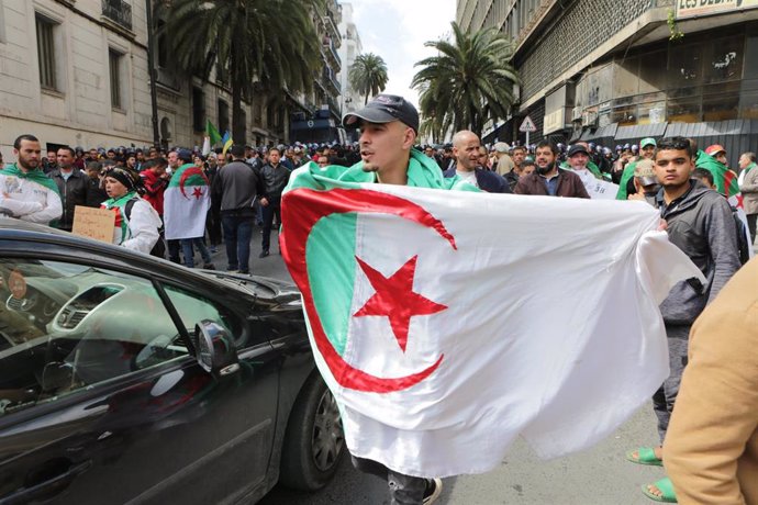 AMP.- Argelia.- Dimite el presidente del Consejo Constitucional de Argelia, rechazado por los manifestantes