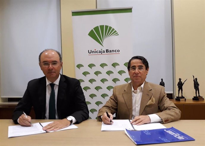Málaga.- Unicaja Banco renueva su colaboración con Apymer para apoyar a un millar de empresarios de Ronda y Campillos