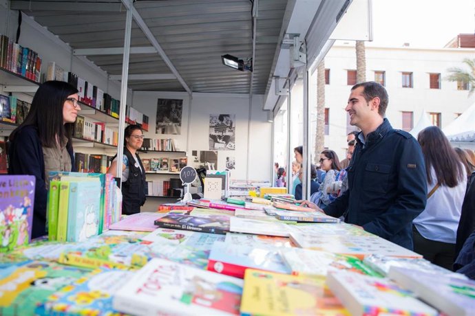 [Grupoalmeria] Notas Ayto. Almería Cultura Inauguración Feria Libro 2019