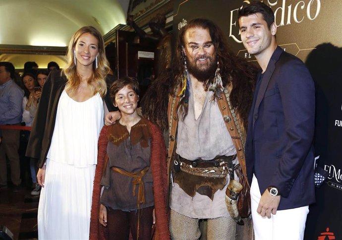 Morata, Simeone, Koke, Griezmann y más disfrutan del musical 'El Médico'